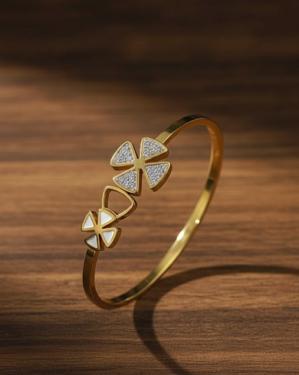 Clover Bloom Bangle