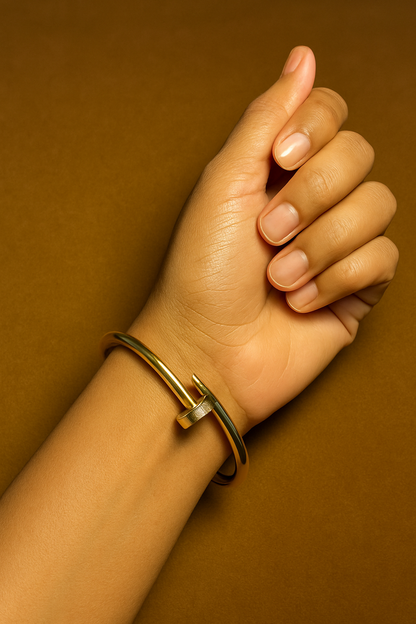 Nail Luxe Bangle
