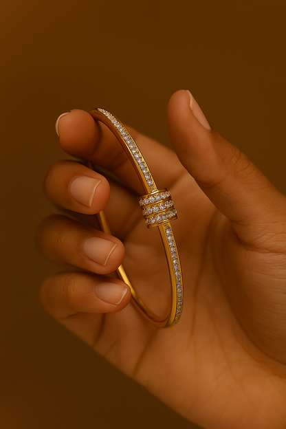 Infinity Gleam Bangle